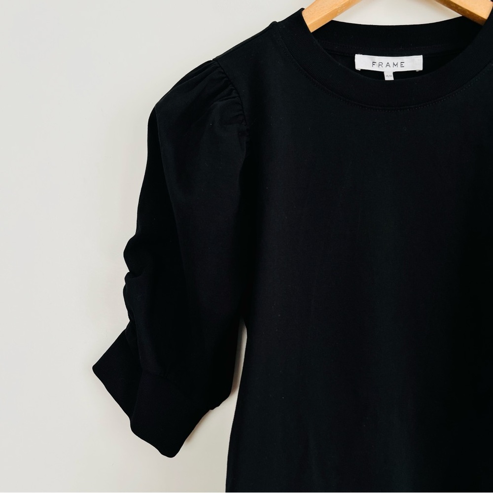 Frame Frankie Puff Sleeve Tee in black - Picture 6 of 15